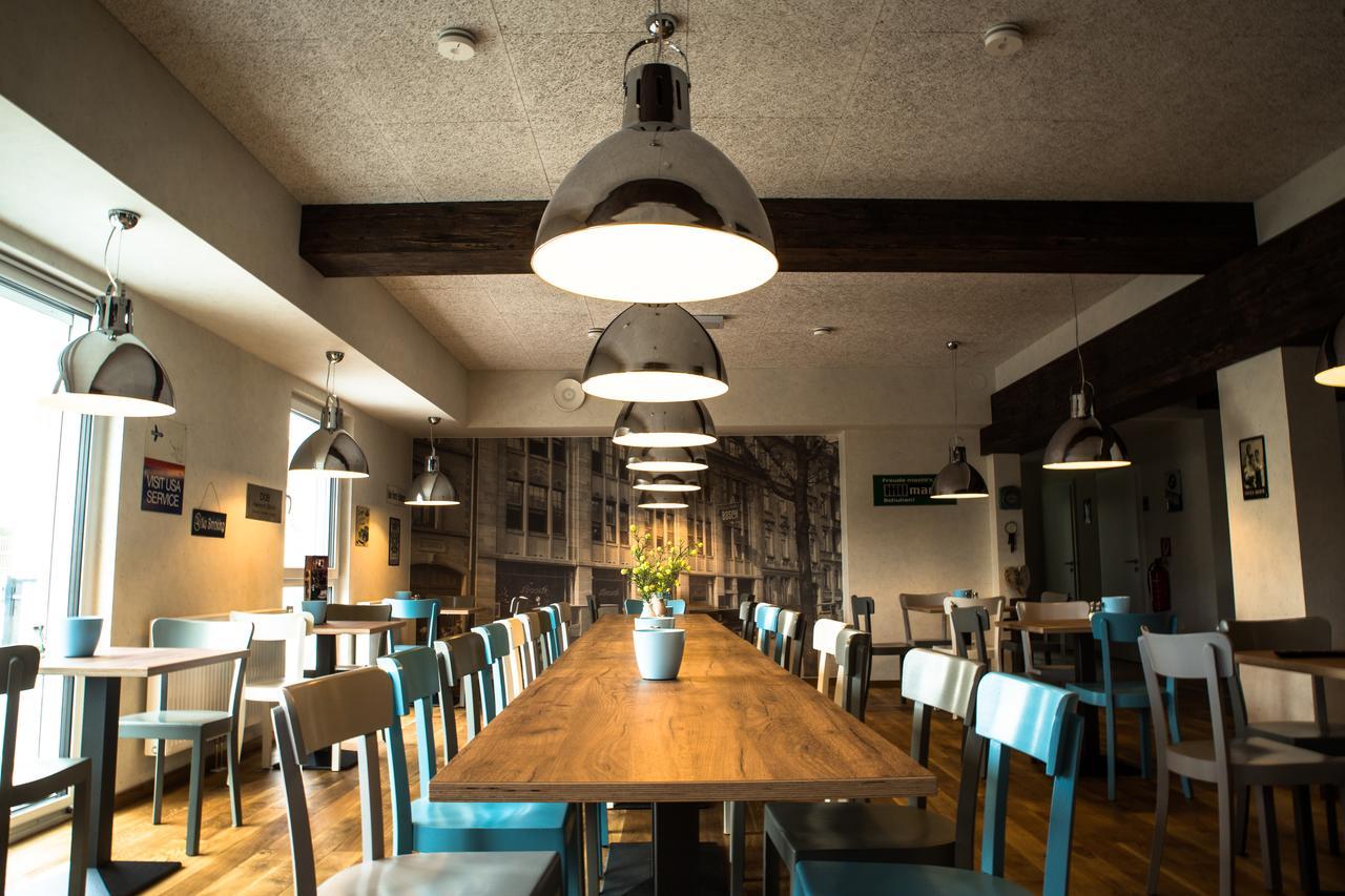 Hotel Traumfabrik Büttelborn Екстериор снимка