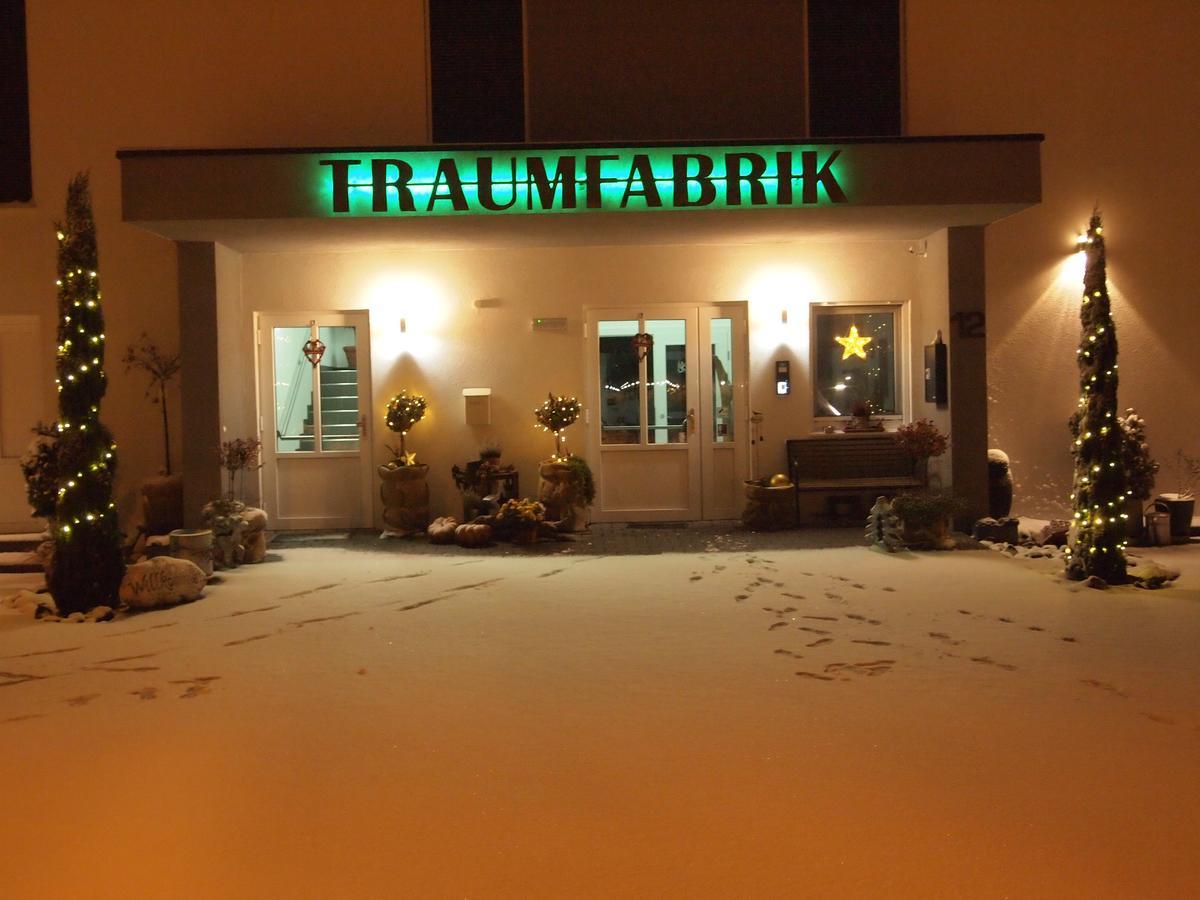 Hotel Traumfabrik Büttelborn Екстериор снимка